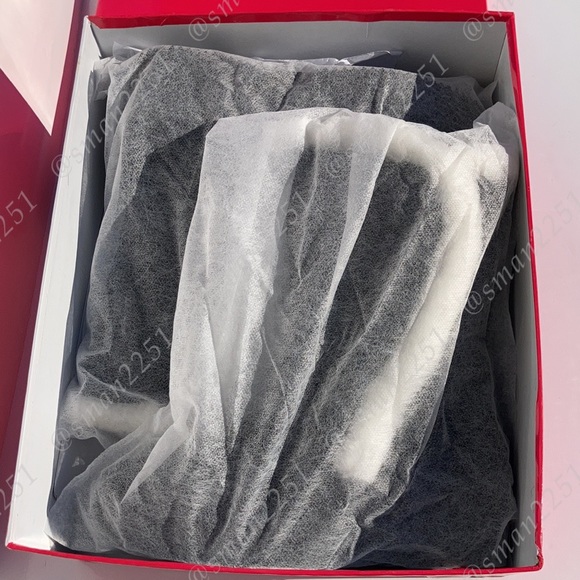 🆕 Ann Creek Women's 'Salina' Faux Fur Trim Wedge Boots BNIB! - Picture 2 of 10